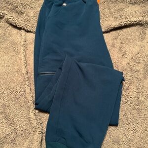 Figs Women’s Deep Reef High Waisted Jogger Scrub Pants